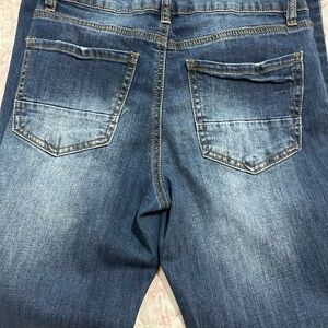 Soft Skinny Jeans 
Size 4
